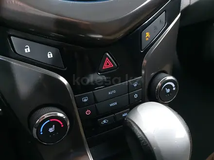 Chevrolet Cruze 2012 года за 2 490 000 тг. в Караганда – фото 22