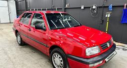Volkswagen Vento 1994 года за 2 100 000 тг. в Караганда – фото 3
