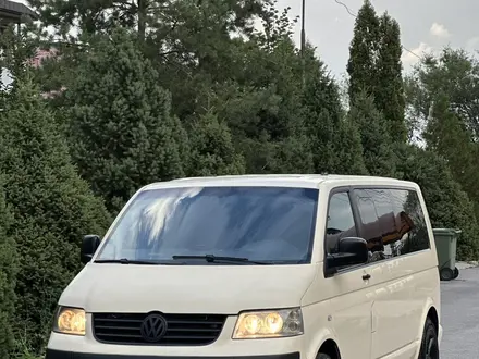 Volkswagen Caravelle 2007 года за 10 000 000 тг. в Алматы – фото 3