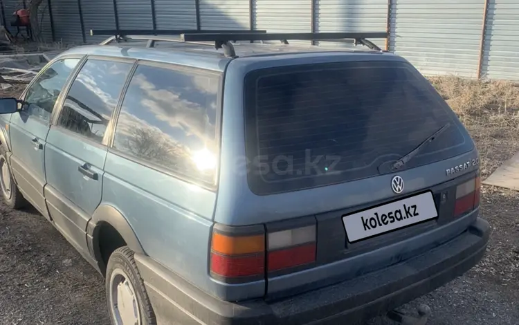 Volkswagen Passat 1990 годаfor1 200 000 тг. в Караганда