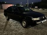 Volkswagen Passat 1994 годаүшін1 200 000 тг. в Караганда – фото 2
