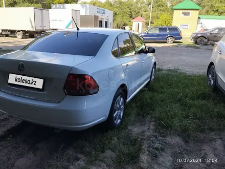 Volkswagen Polo 2015 года за 5 500 000 тг. в Уральск – фото 3