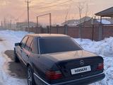 Mercedes-Benz E 220 1993 года за 1 500 000 тг. в Астана – фото 3