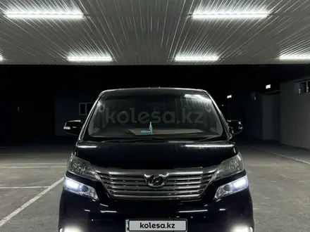 Toyota Vellfire 2010 года за 10 500 000 тг. в Жанаозен