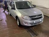 ВАЗ (Lada) Granta 2190 2012 годаүшін3 500 000 тг. в Актобе