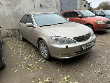 Toyota Camry 2004 года за 4 500 000 тг. в Актобе – фото 3