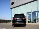 Toyota Land Cruiser Luxe 2025 года за 68 590 000 тг. в Алматы – фото 4