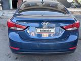 Hyundai Elantra 2015 года за 4 000 000 тг. в Актобе – фото 2