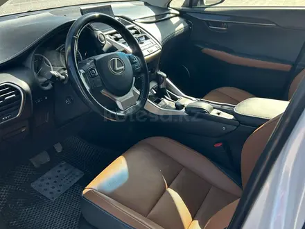 Lexus NX 200 2016 года за 15 500 000 тг. в Жанаозен
