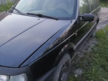 Volkswagen Passat 1993 года за 1 200 000 тг. в Усть-Каменогорск – фото 2