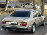 Mercedes-Benz E 260 1989 года за 650 000 тг. в Талдыкорган