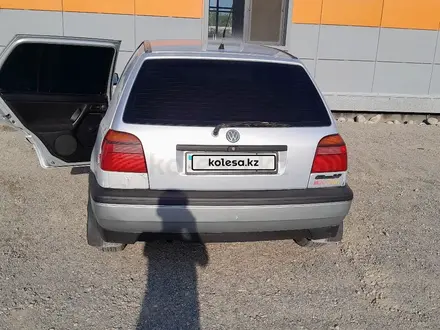 Volkswagen Golf 1995 года за 1 500 000 тг. в Алматы – фото 4