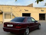 Mercedes-Benz C 240 1998 года за 3 650 000 тг. в Актау – фото 3