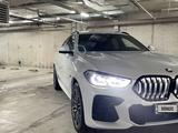 BMW X6 2021 года за 43 000 000 тг. в Астана – фото 3