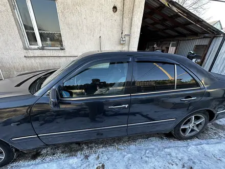 Mercedes-Benz E 280 1997 года за 2 600 000 тг. в Алматы – фото 4