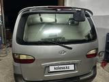 Hyundai Starex 2003 года за 2 750 000 тг. в Шымкент – фото 4