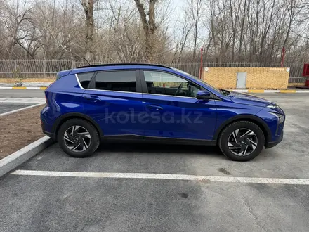 Hyundai Bayon 2023 года за 7 900 000 тг. в Караганда – фото 4