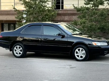 Toyota Camry 1999 года за 3 750 000 тг. в Алматы – фото 31