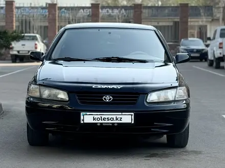 Toyota Camry 1999 года за 3 750 000 тг. в Алматы – фото 49