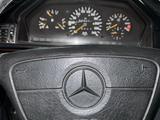 Mercedes-Benz E 220 1993 года за 1 550 000 тг. в Алматы