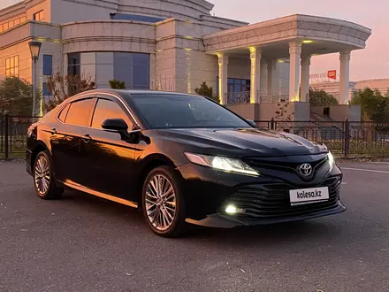 Toyota Camry 2019 года за 12 800 000 тг. в Астана – фото 15