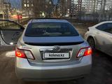 Toyota Camry 2006 годаүшін3 100 000 тг. в Караганда – фото 2