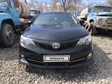 Toyota Camry 2012 года за 7 600 000 тг. в Актобе