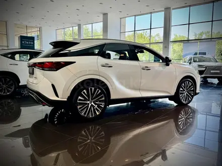 Lexus RX 350 Executive 2025 года за 42 390 000 тг. в Алматы – фото 14