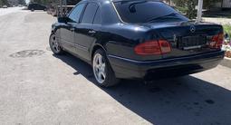 Mercedes-Benz E 320 1995 годаfor2 400 000 тг. в Алматы – фото 4