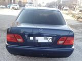 Mercedes-Benz E 230 1997 года за 4 300 000 тг. в Астана – фото 4