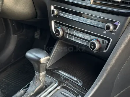 Kia K5 2015 года за 8 900 000 тг. в Алматы – фото 6