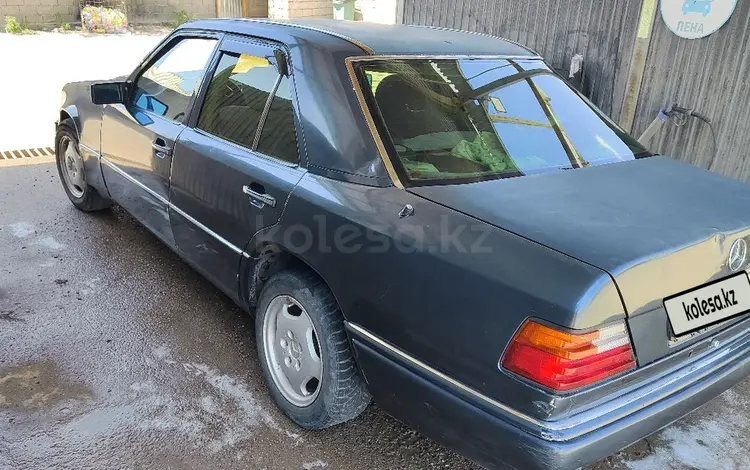 Mercedes-Benz E 200 1995 года за 950 000 тг. в Шымкент