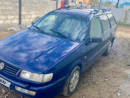 Volkswagen Passat 1994 года за 1 900 000 тг. в Шиели – фото 3