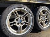 BMW E39. ОРИГИНАЛ R17 РазноШирокие ДИСКИ за 300 000 тг. в Алматы