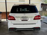 Mercedes-Benz GLS 450 2018 года за 28 000 000 тг. в Алматы – фото 4