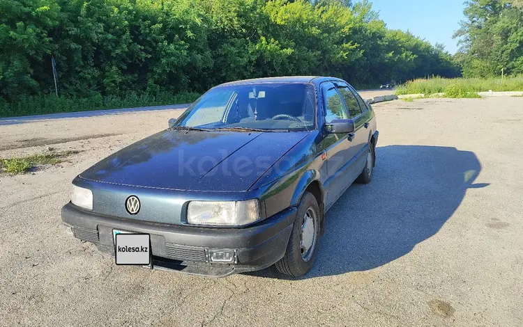 Volkswagen Passat 1993 годаfor1 850 000 тг. в Усть-Каменогорск