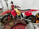 Honda  CR 250R 1996 года за 1 200 000 тг. в Алматы