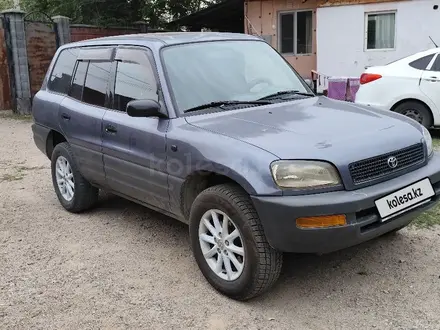 Toyota RAV4 1996 года за 3 300 000 тг. в Алматы