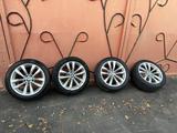 Диски с Резиной разноширокие Бмв f10 за 280 000 тг. в Тараз