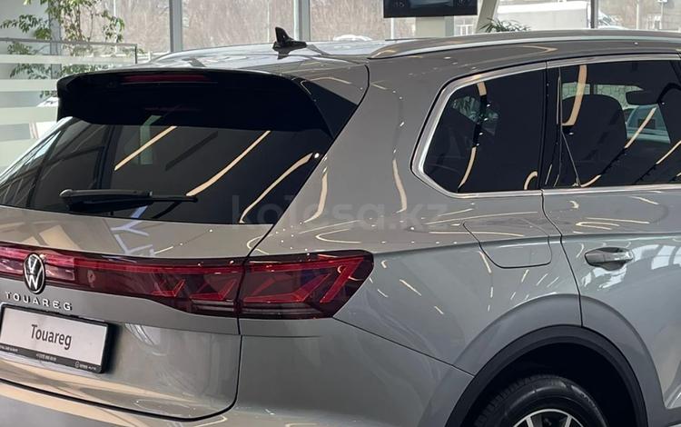 Volkswagen Touareg Exclusive Atmosphere — миниатюра 3