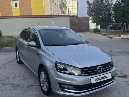 Volkswagen Polo 2015 года за 5 300 000 тг. в Шымкент – фото 2