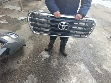 Кузовные детали Лэнд Крузер 200 за 10 000 тг. в Алматы – фото 8