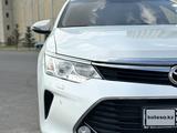 Toyota Camry 2016 годаүшін11 200 000 тг. в Астана – фото 2