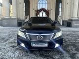 Toyota Camry 2013 годаfor10 300 000 тг. в Алматы