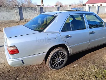 Mercedes-Benz E 280 1995 года за 2 000 000 тг. в Талдыкорган – фото 6