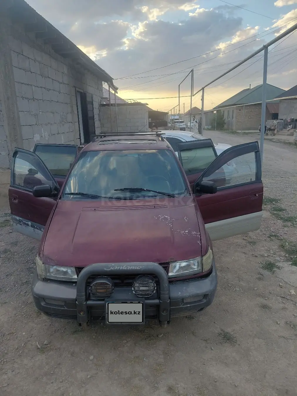 Mitsubishi Space Wagon, 1995