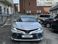 Toyota Camry 2019 года за 12 900 000 тг. в Алматы – фото 2