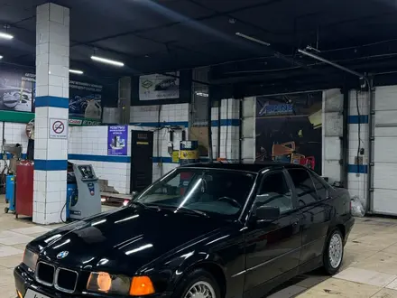BMW 320 1994 года за 1 750 000 тг. в Астана