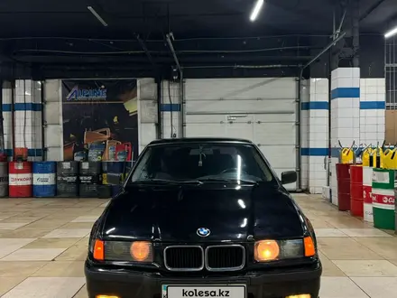 BMW 320 1994 года за 1 750 000 тг. в Астана – фото 7