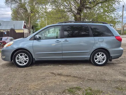 Toyota Sienna 2008 года за 8 500 000 тг. в Актобе – фото 3
